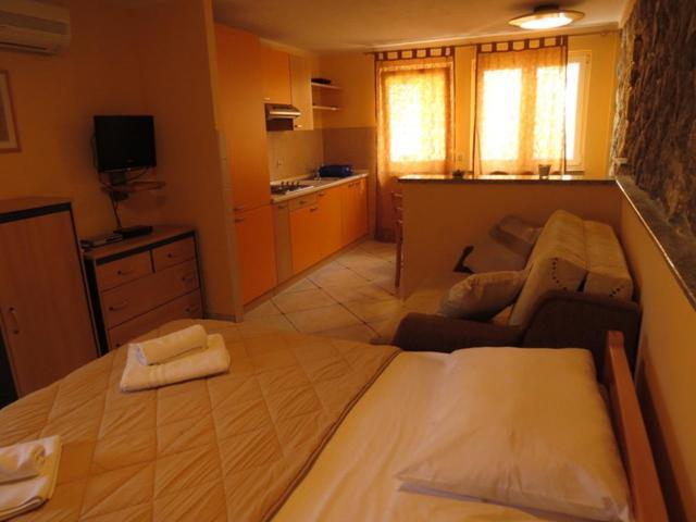 Ferienwohnung Ara-Ninja Baška Exterior foto